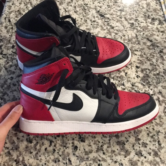 red toe 1s